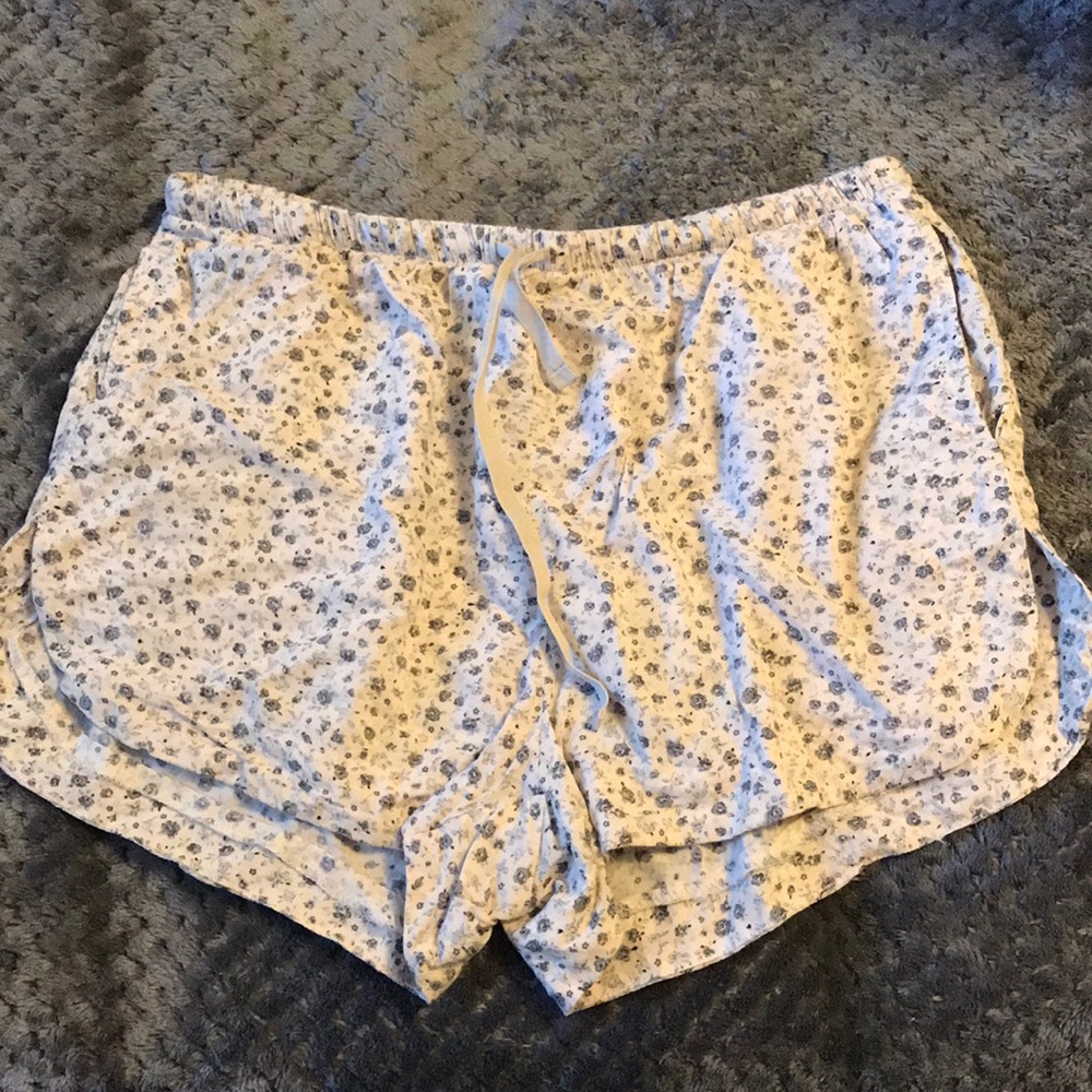 Brandy Melville shorts